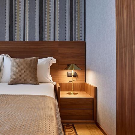 Valis Luxury Hotel Vlorë エクステリア 写真