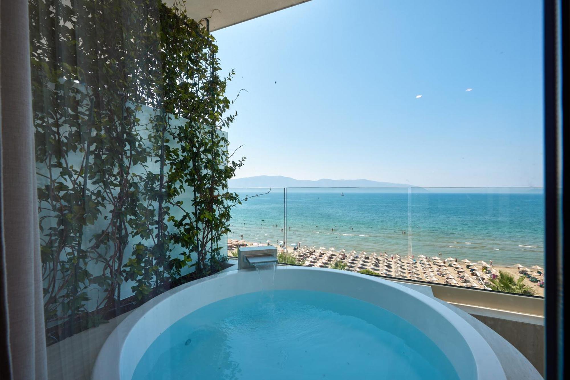 Valis Luxury Hotel Vlorë エクステリア 写真