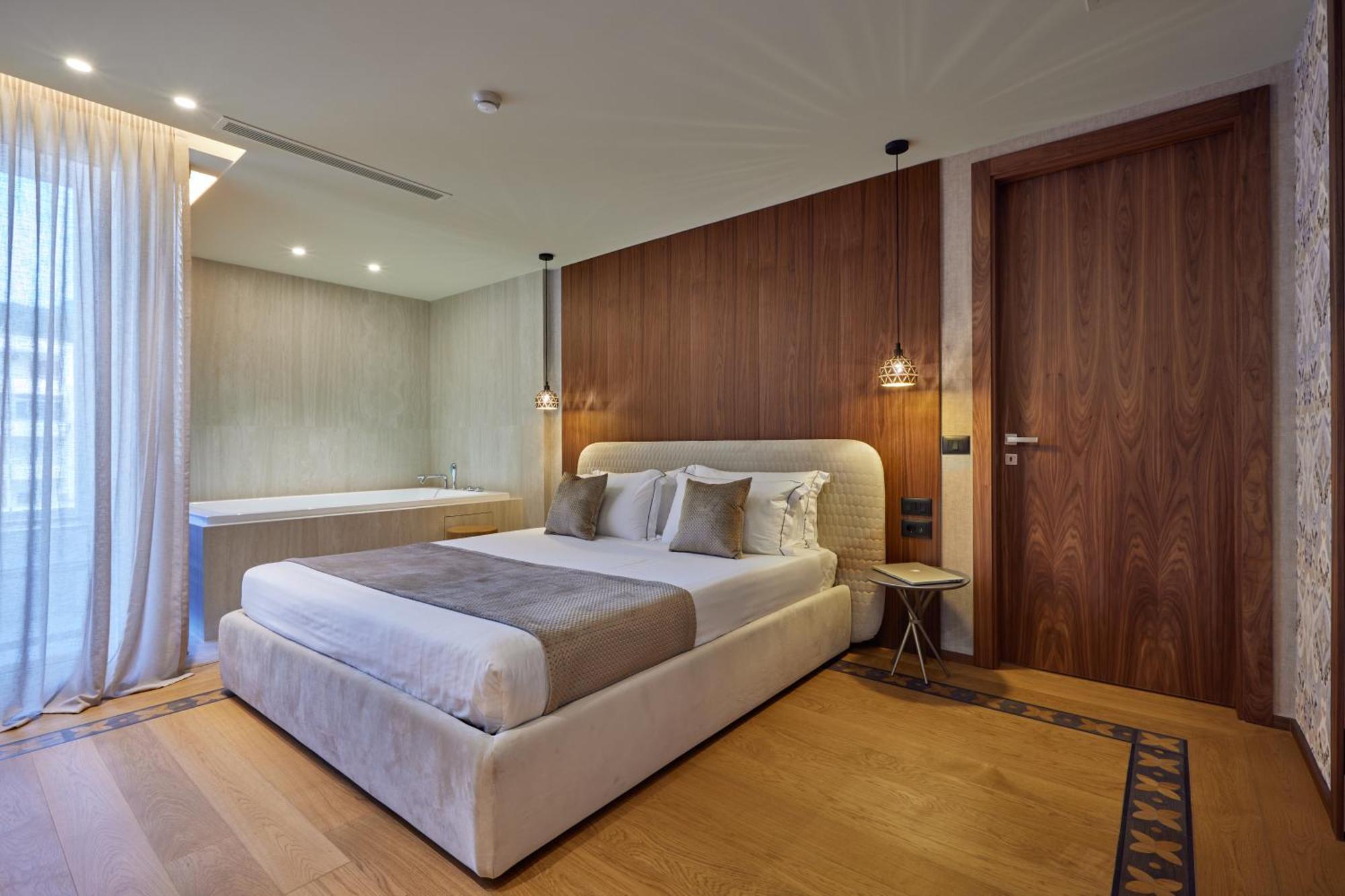 Valis Luxury Hotel Vlorë 部屋 写真