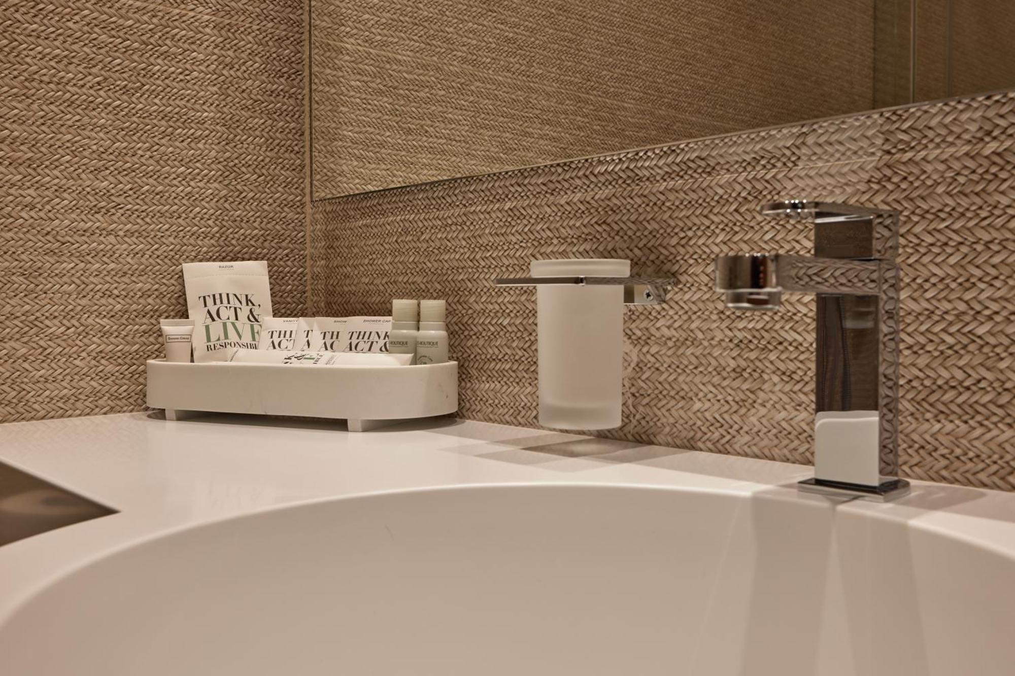 Valis Luxury Hotel Vlorë エクステリア 写真