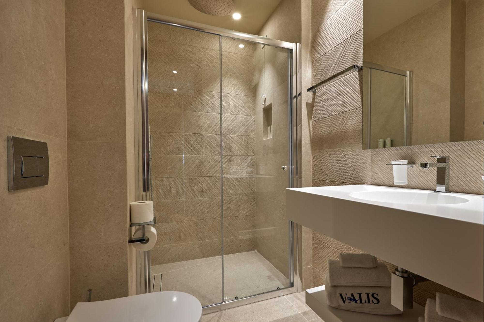 Valis Luxury Hotel Vlorë エクステリア 写真