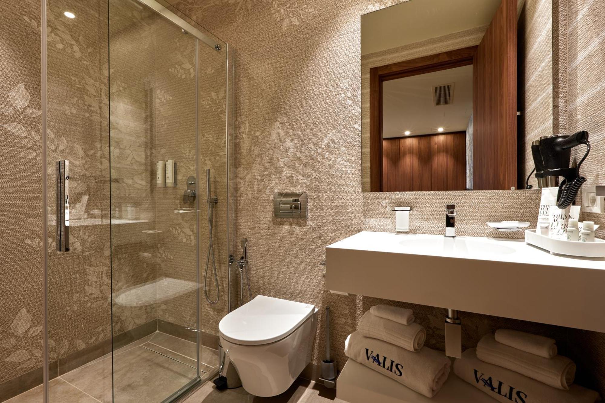 Valis Luxury Hotel Vlorë エクステリア 写真